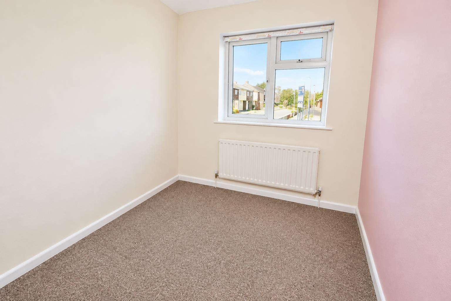 Dee Road, Tilehurst, Reading